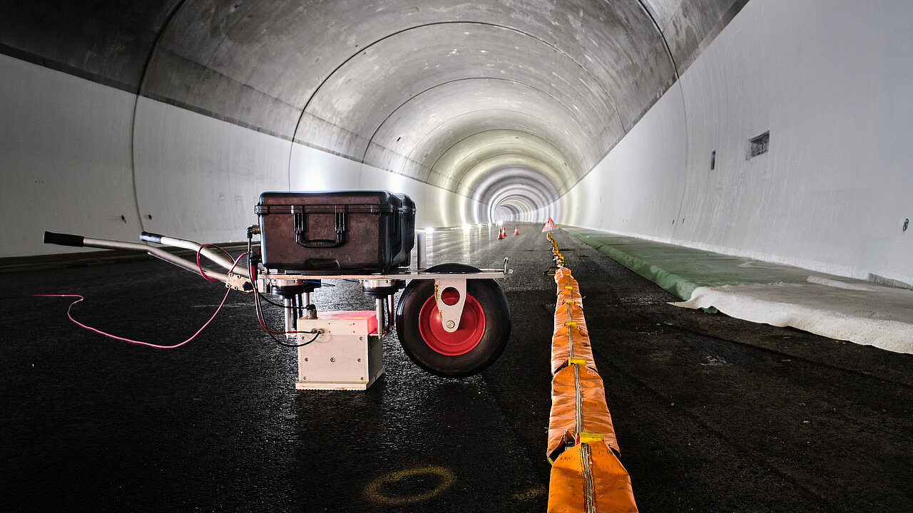 Seismische Messkampagne im Tunnel von Bad Bergzabern 